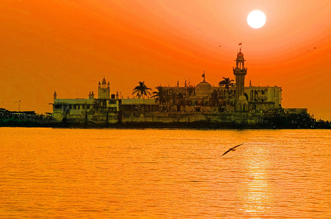 Joomla Day India 2013 and PayPlans Team at Scenic view at the historic Haji Ali Mosque